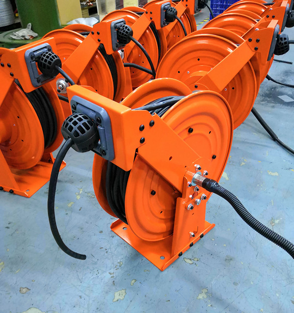 Welding cable reels | Retractable welding lead reels ASSC370D - SUPERREEL