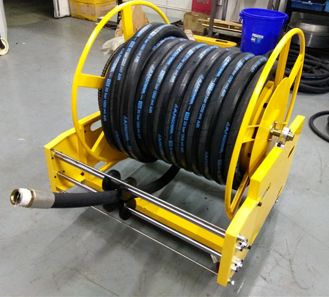 Diesel Fuel Hose Reel Roughneck Hose Reel APSH790D SUPERREEL