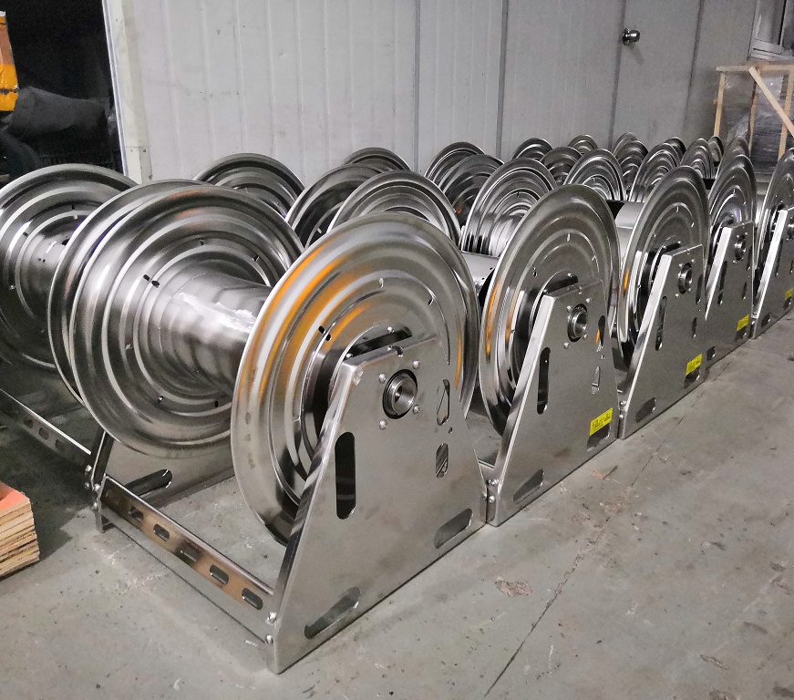 Outdoor extension cord reel Hand crank cable reel AMSC370D SUPERREEL